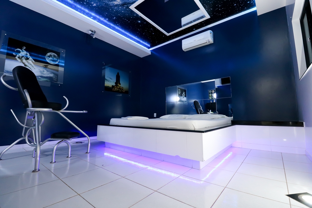 Foto da Espacial no Motel Psiu com Frigobar — suíte temática em Catanduva